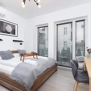 Modern Cracow Rakowicka 14 By Renters Apartment