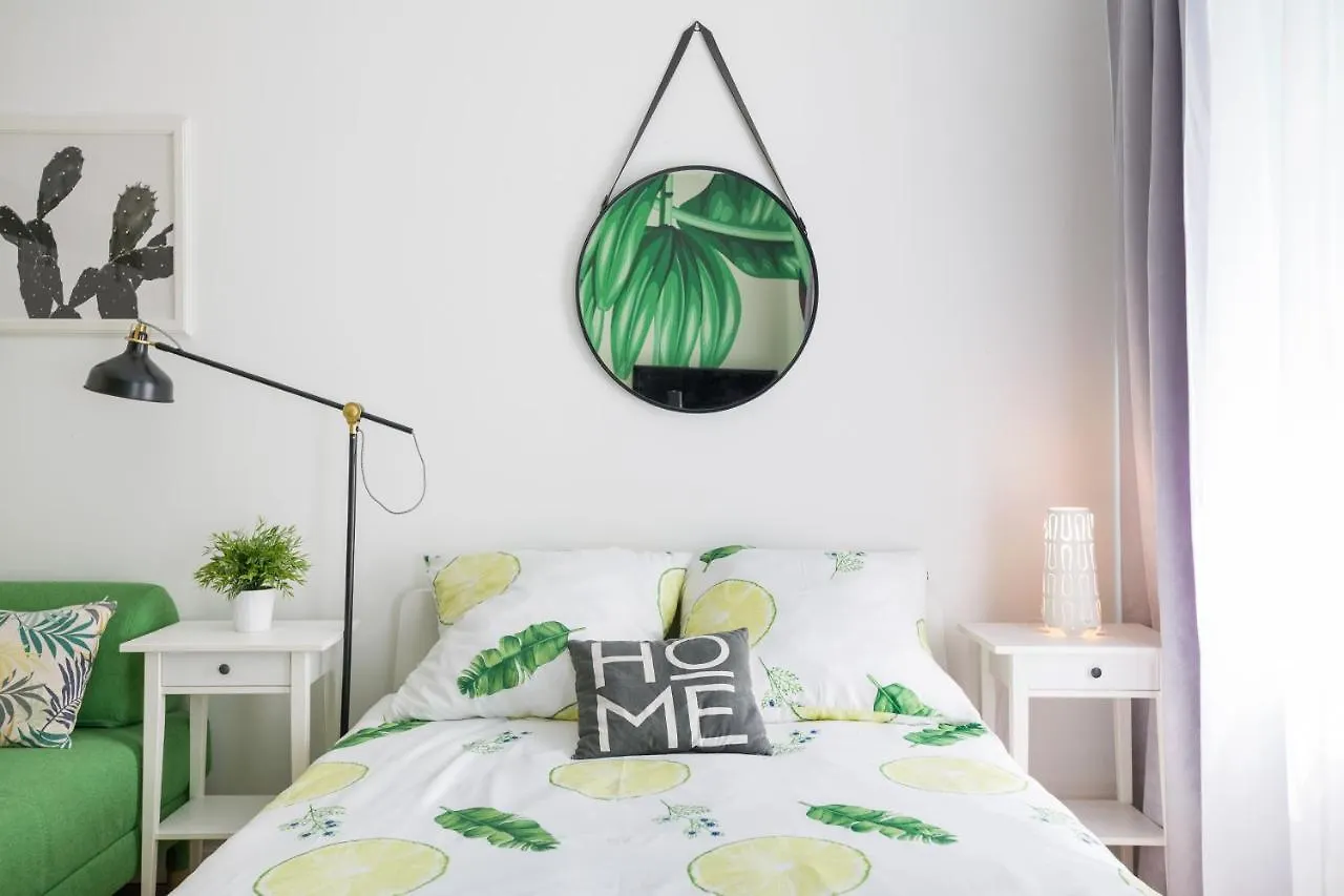 Cozy Modern Studio Green Apartment In Old Town Krakow Poland
